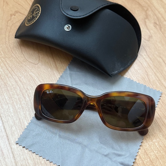 Ray Bans RB4122 - Picture 1 of 3
